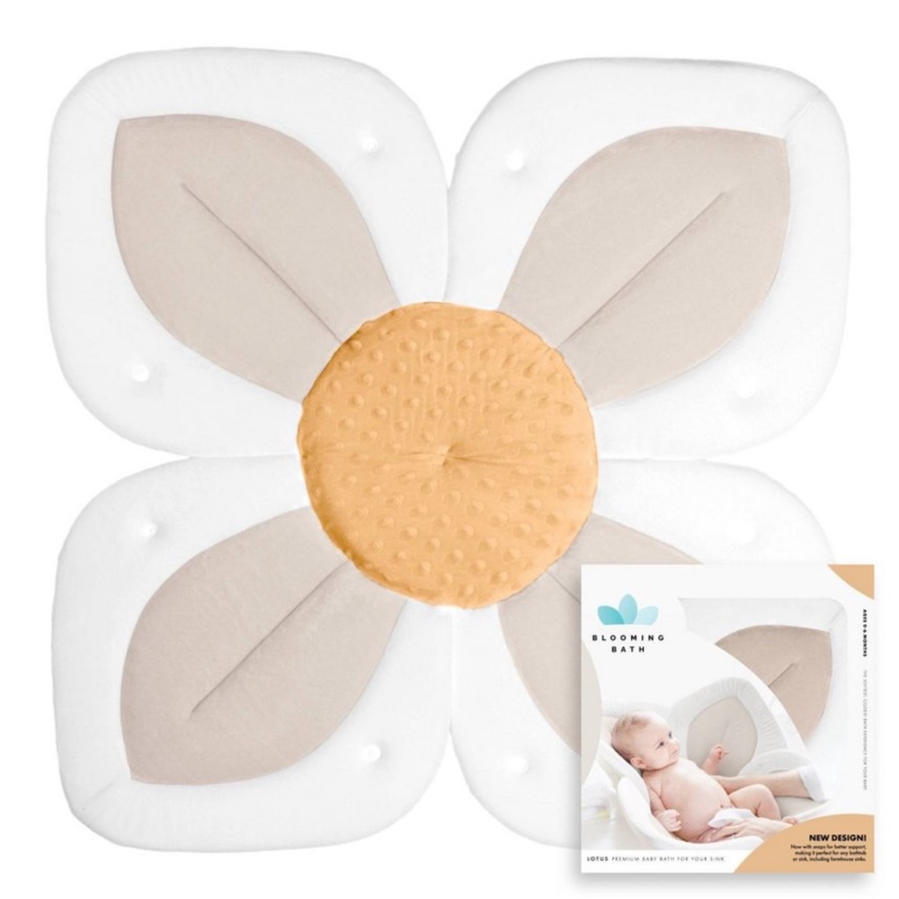 NIB Blooming Baby Bath Lotus
